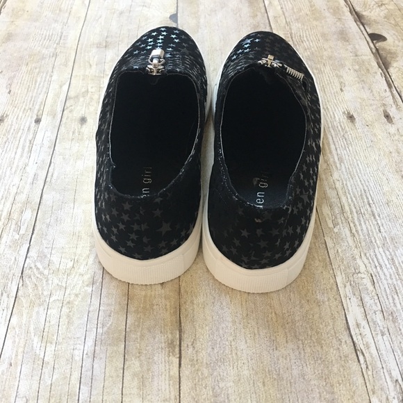 Madden Girl Cameo Slide On Shoes - Picture 4 of 8